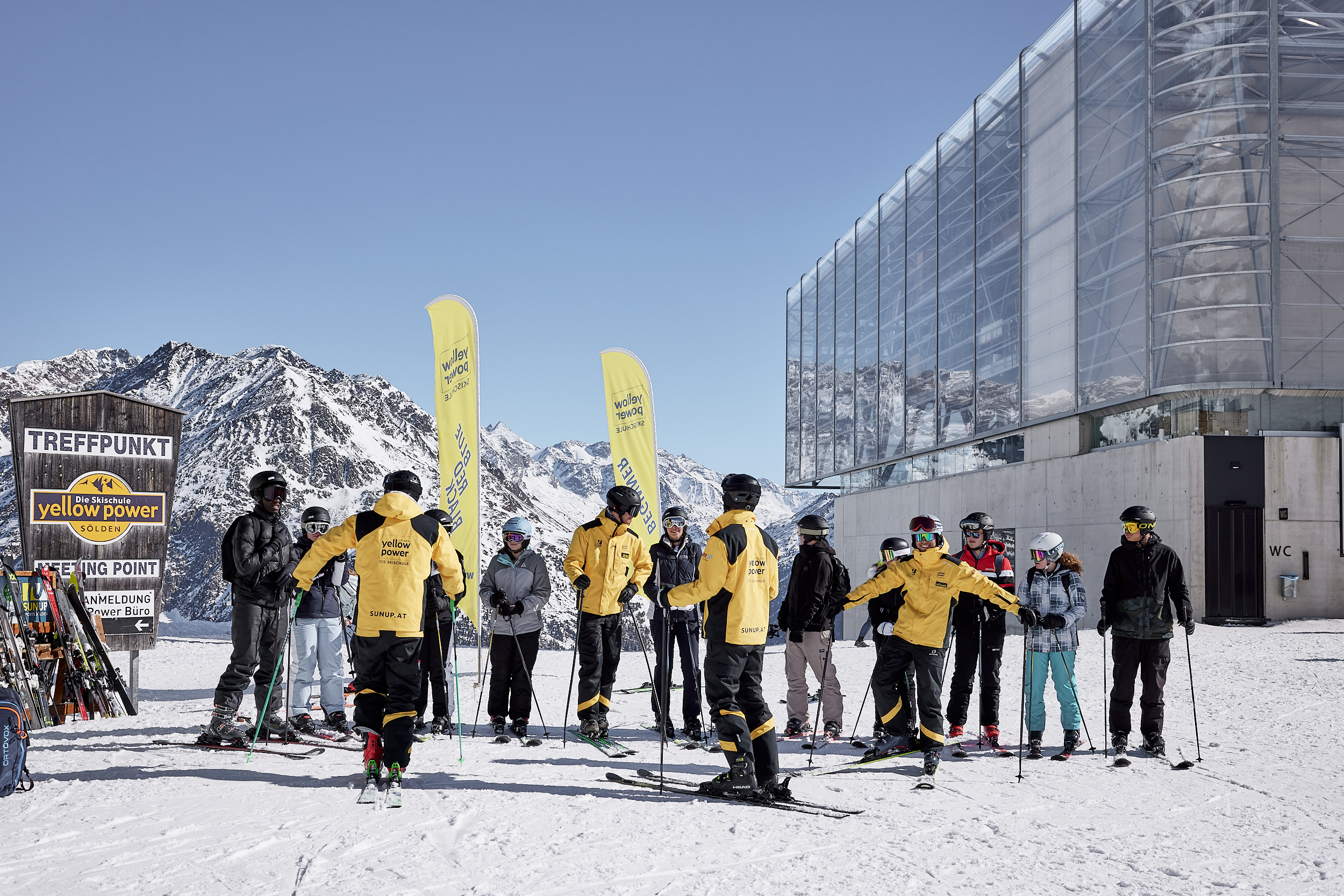 Groupe ski course for adults