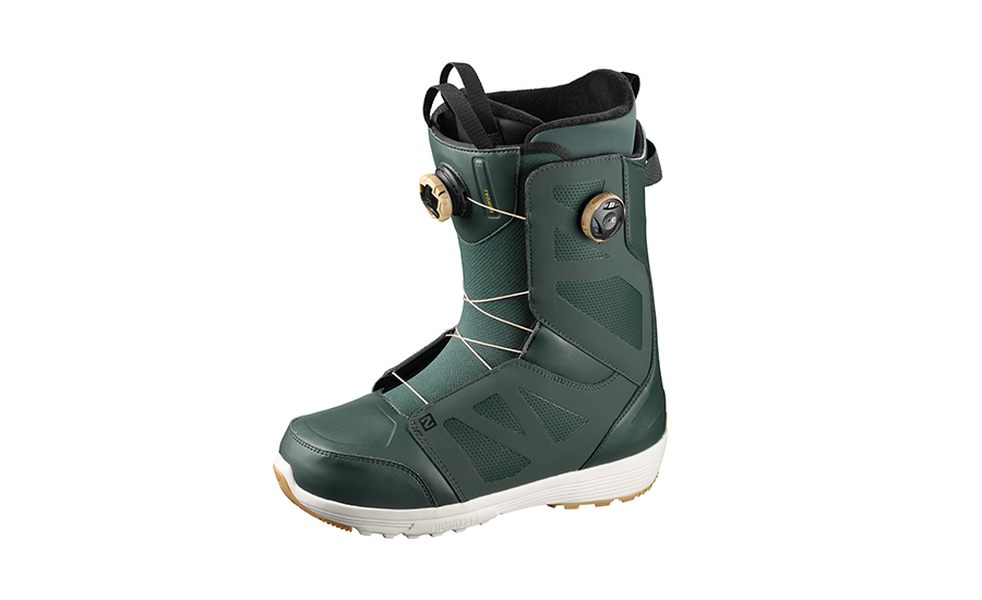 Adult snowboard boots